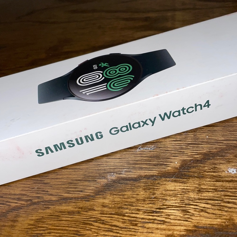 Pending sale ❗️Samsung galaxy watch4